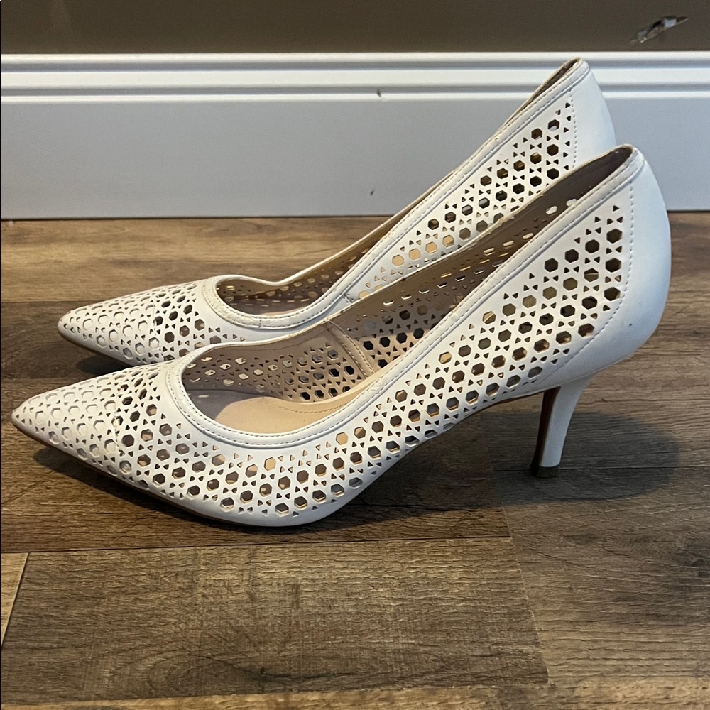 Alfani White breathable Step Flex Women's Heels sz 9